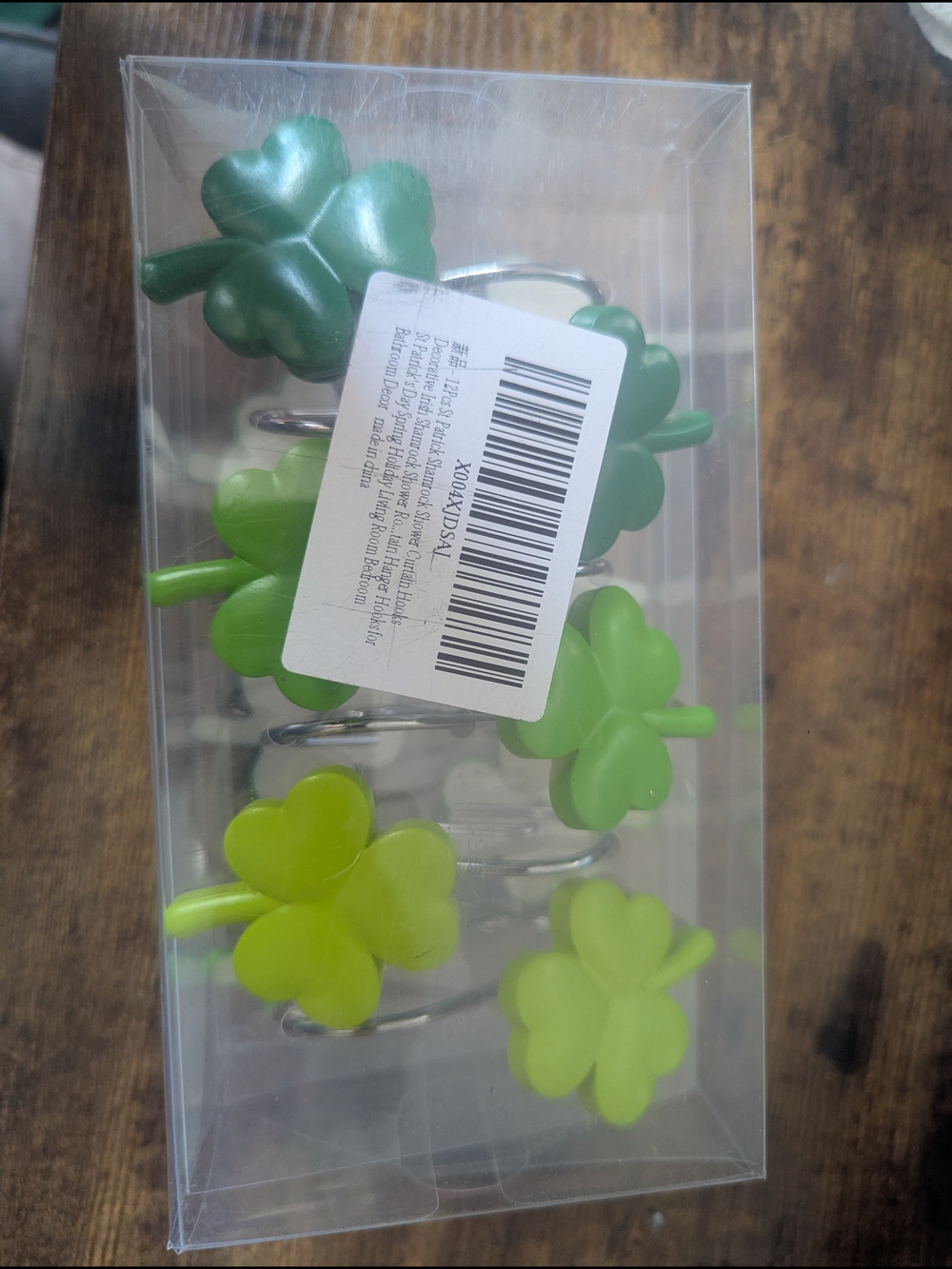 Clover-Shaped Shower Curtain Hooks